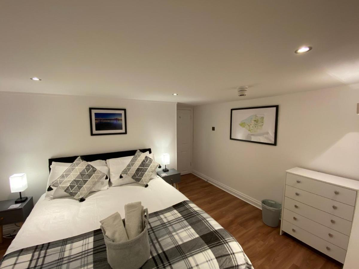 Westons Hideaway, 2 Bed, Free Parking, 6 Mins Walk To Beach, المظهر الخارجي الصورة