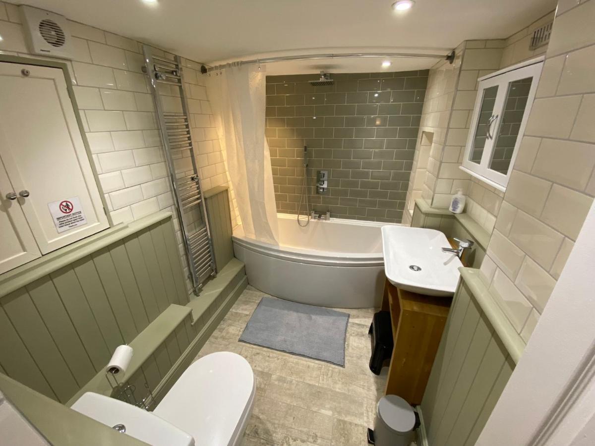 Westons Hideaway, 2 Bed, Free Parking, 6 Mins Walk To Beach, المظهر الخارجي الصورة